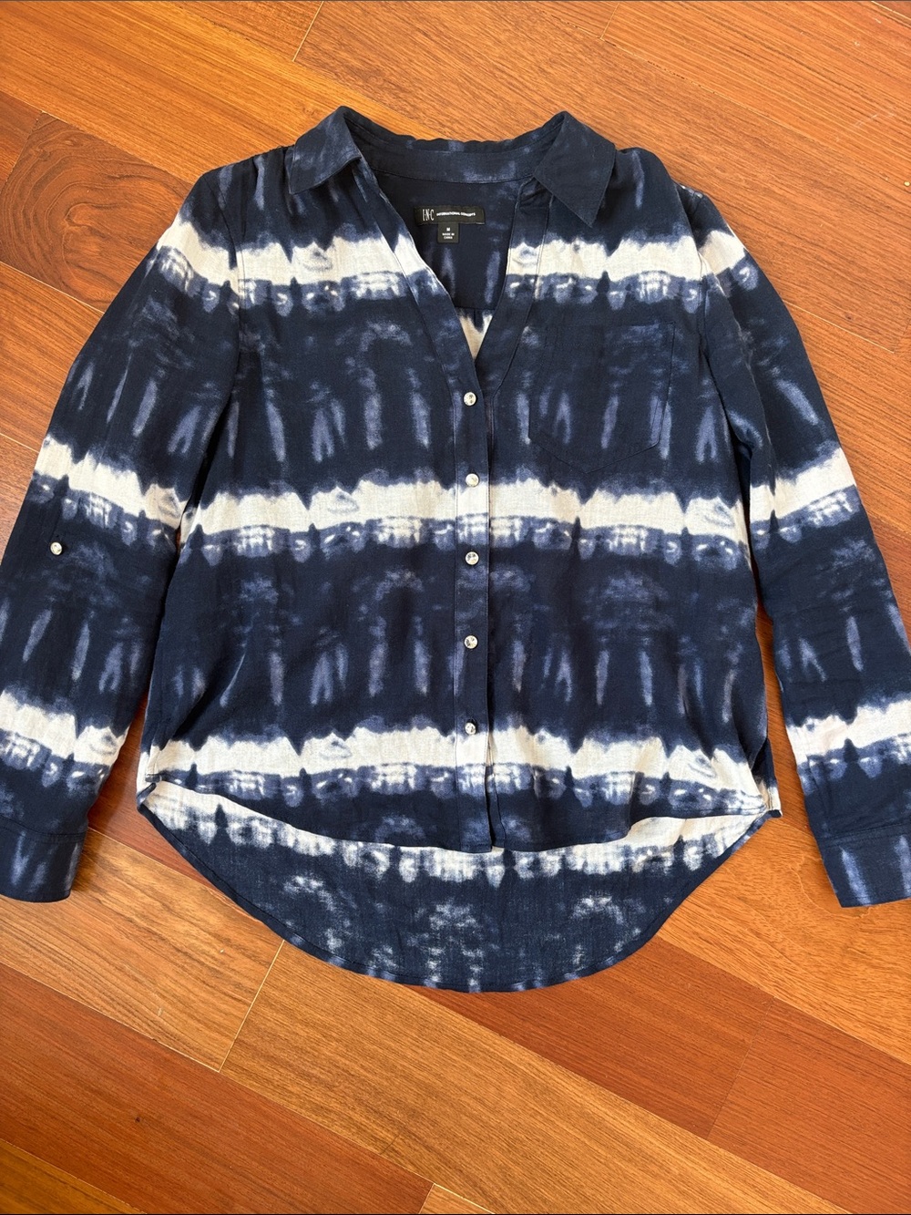 INC International Concepts navy and white tie-dye blouse